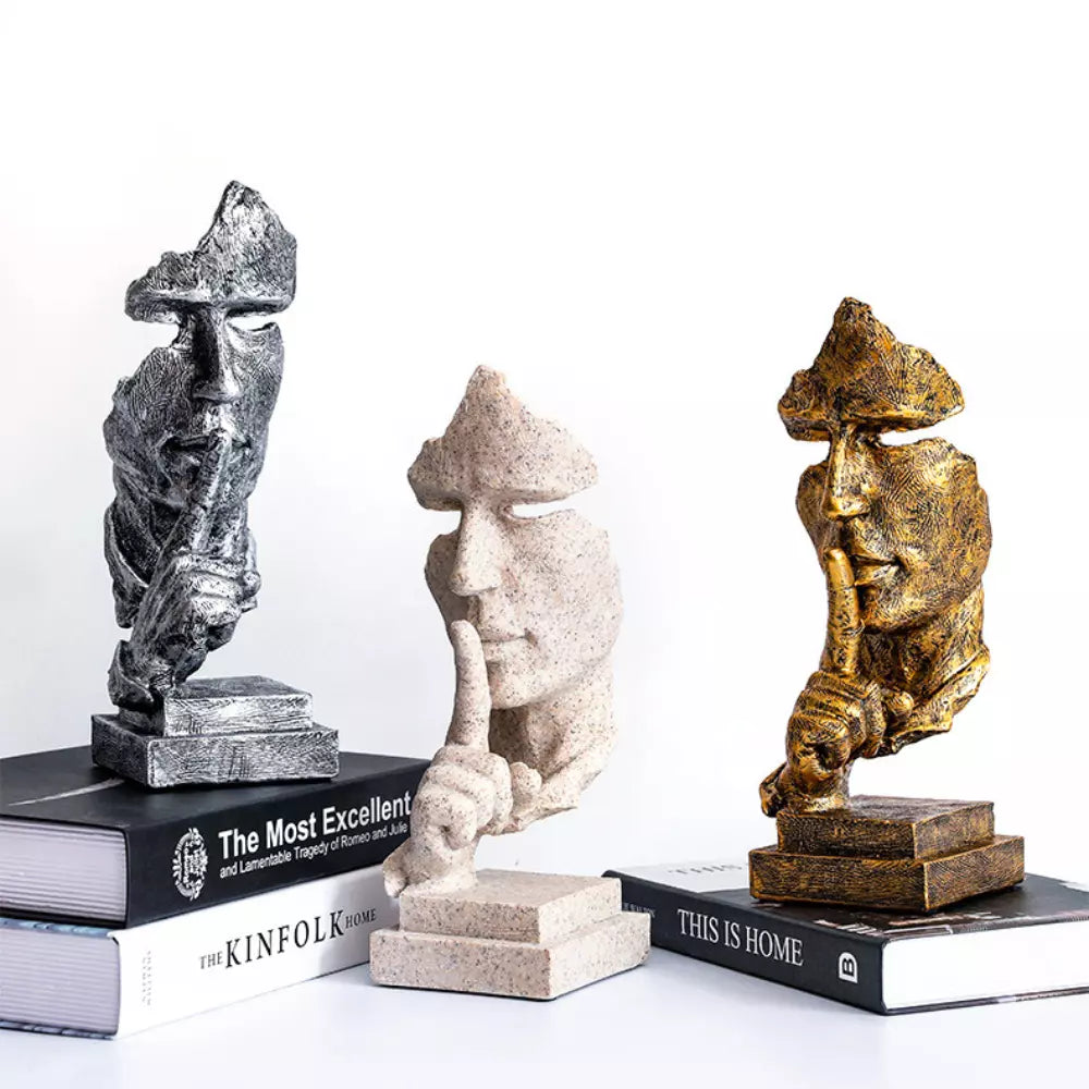 Dekorative Skulptur Stille ist Gold – Abstrakte Nordische Kunst