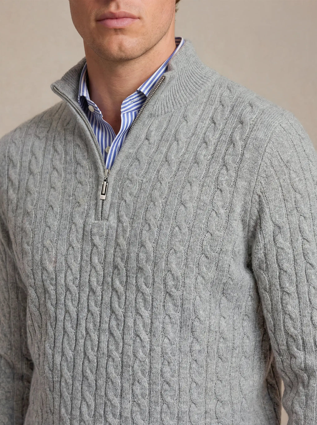 Suéter de Cashmere Cinza Claro