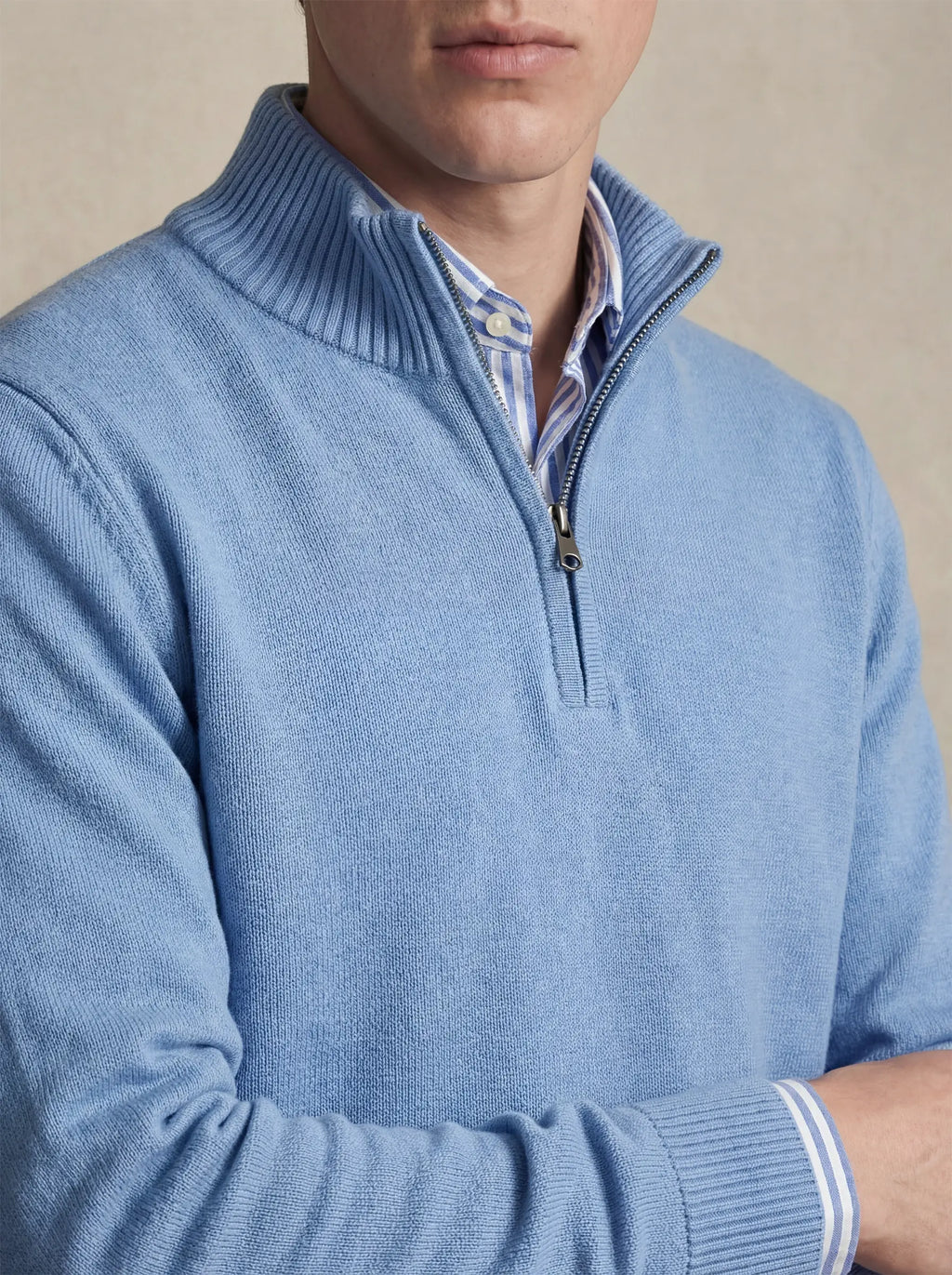 Suéter com Meio Zíper de Cashmere Azul Claro